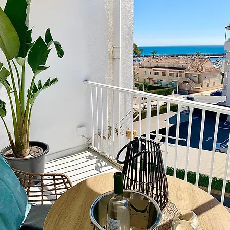 Lägenhet Beach Apartment *