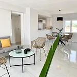 アパート Beach Apartment *