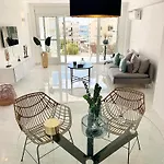 Beach Apartment アルテア